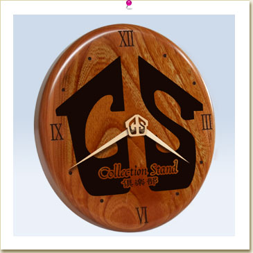 ケヤキ製高級楕円時計